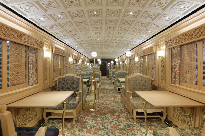 tàu lửa Aru Ressha